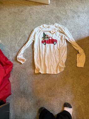 Unbranded Kids Cream Long-Sleeve Tee with Red Holiday Truck